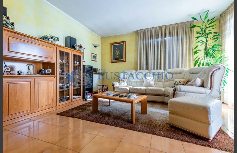 Vendita villa di testa con box doppio Treviolo - 315.000 € _JCI2562_tn