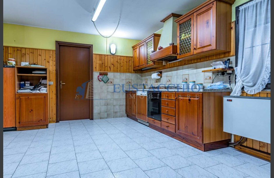 Vendita villa di testa con box doppio Treviolo - 315.000 € _JCI2604_tn