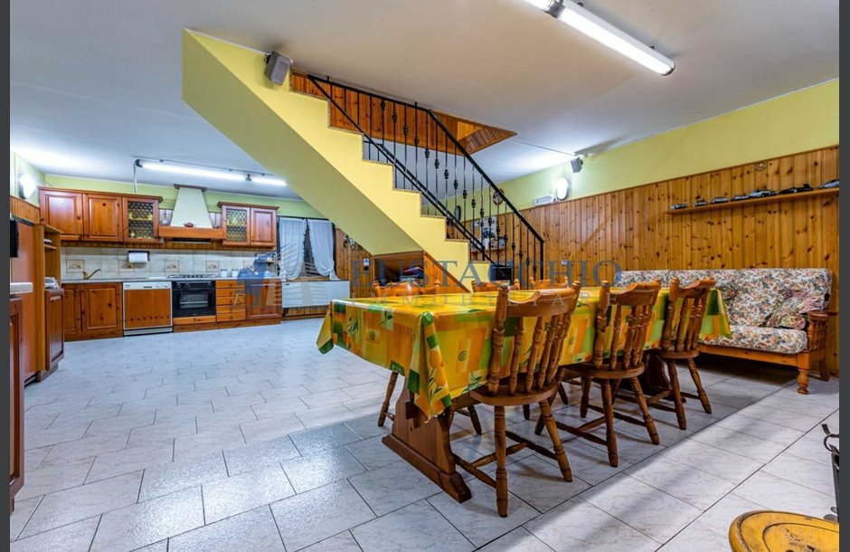 Vendita villa di testa con box doppio Treviolo - 315.000 € _JCI2605_tn