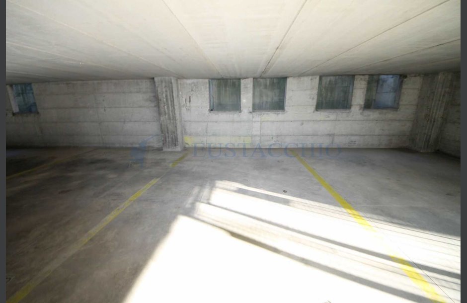 Vendita ufficio con box singolo Borgo di Terzo - 94.500 € IMG_3255_tn