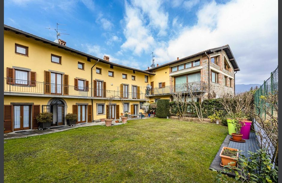 Vendita villa con box quadruplo ristrutturato Bergamo - trattativa riservata _JP11612_tn