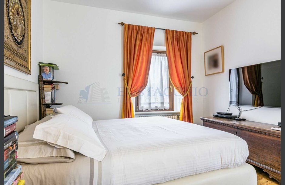 Vendita villa con box quadruplo ristrutturato Bergamo - trattativa riservata 8_tn-2