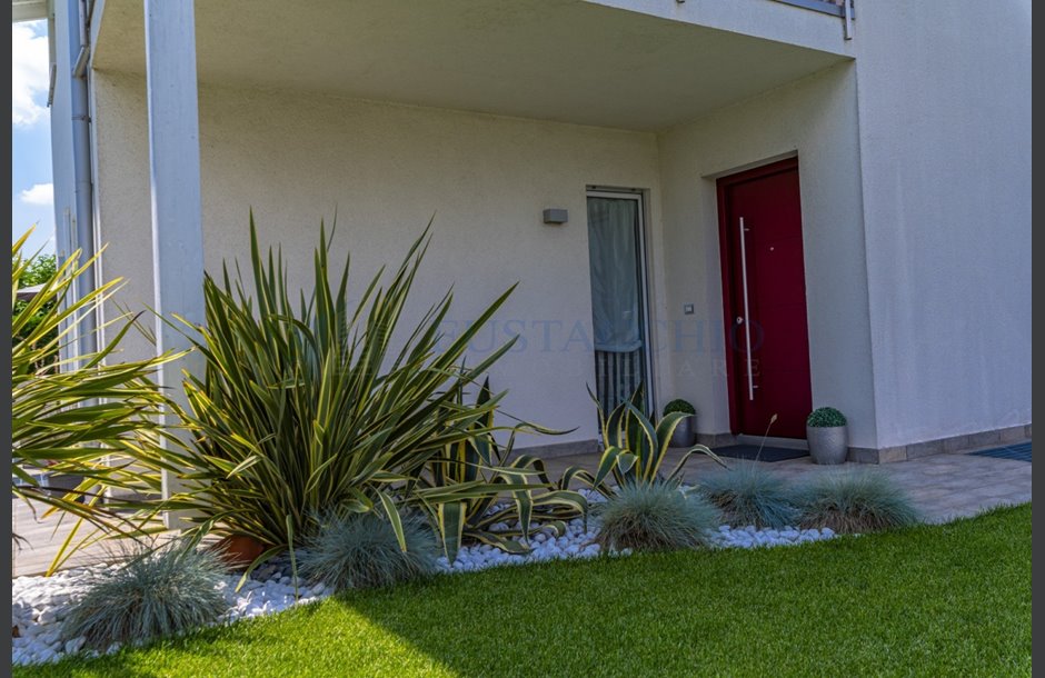 Vendita villa con box triplo Zanica - 599.000 € _JCI3957_tn