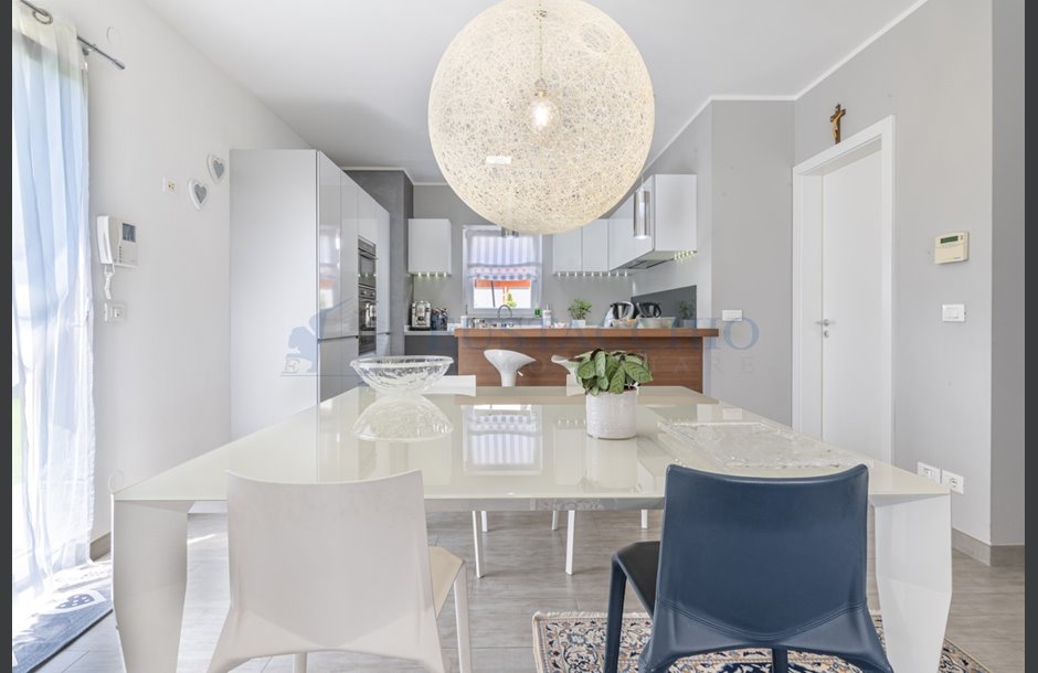 Vendita villa con box triplo Zanica - 599.000 € 15_tn