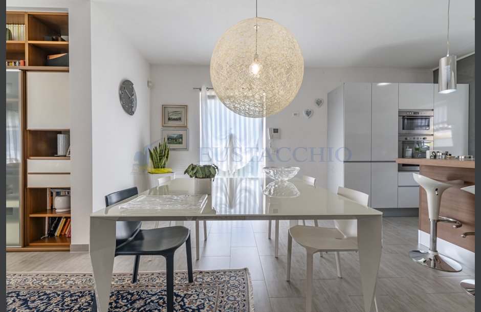 Vendita villa con box triplo Zanica - 599.000 € 16_tn