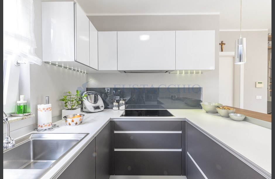 Vendita villa con box triplo Zanica - 599.000 € _JCI3896_tn