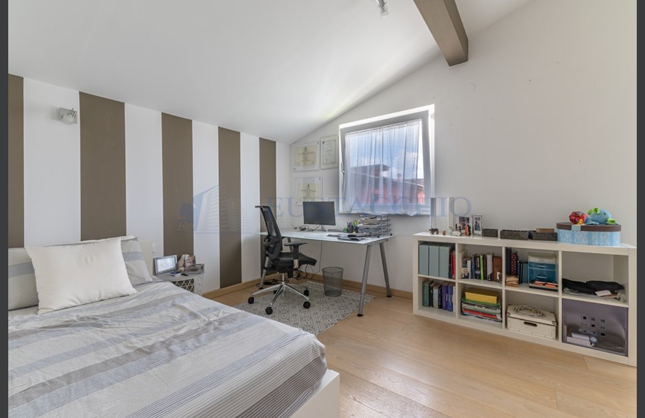 Vendita villa con box triplo Zanica - 599.000 € 2_tn-16