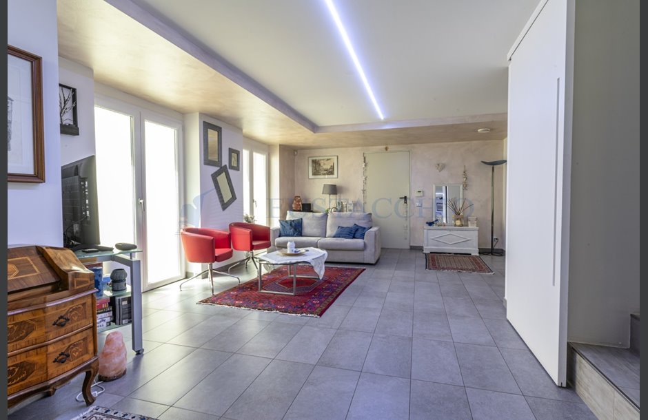 Vendita villa con box triplo Zanica - 599.000 € _JCI3920_tn