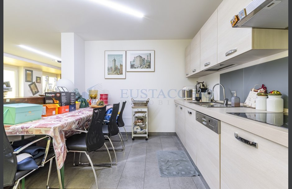 Vendita villa con box triplo Zanica - 599.000 € _JCI3927_tn