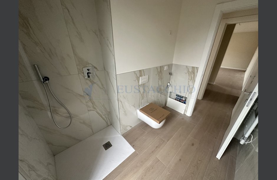 Vendita quadrilocale Bergamo - 340.000 € IMG_4844_tn