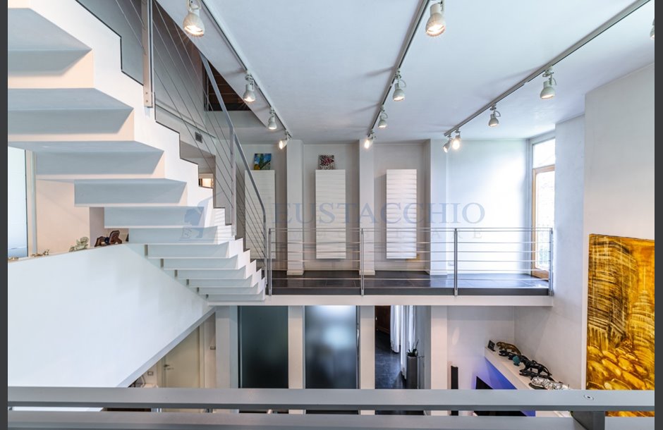 Vendita villa con box quadruplo Brembate di Sopra - 849.000 € _JCI2803_tn