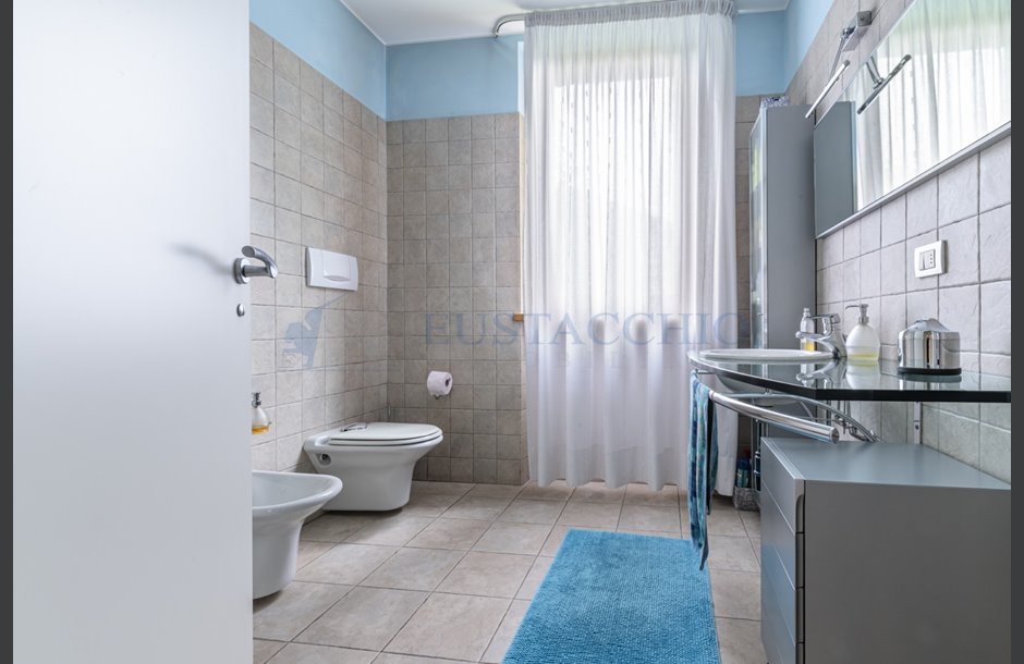 Vendita villa con box quadruplo Brembate di Sopra - 849.000 € 14_tn-2