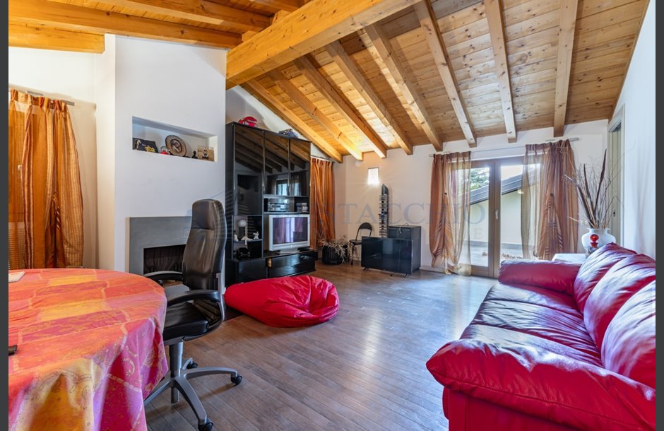 Vendita villa con box quadruplo Brembate di Sopra - 849.000 € 18_tn-1