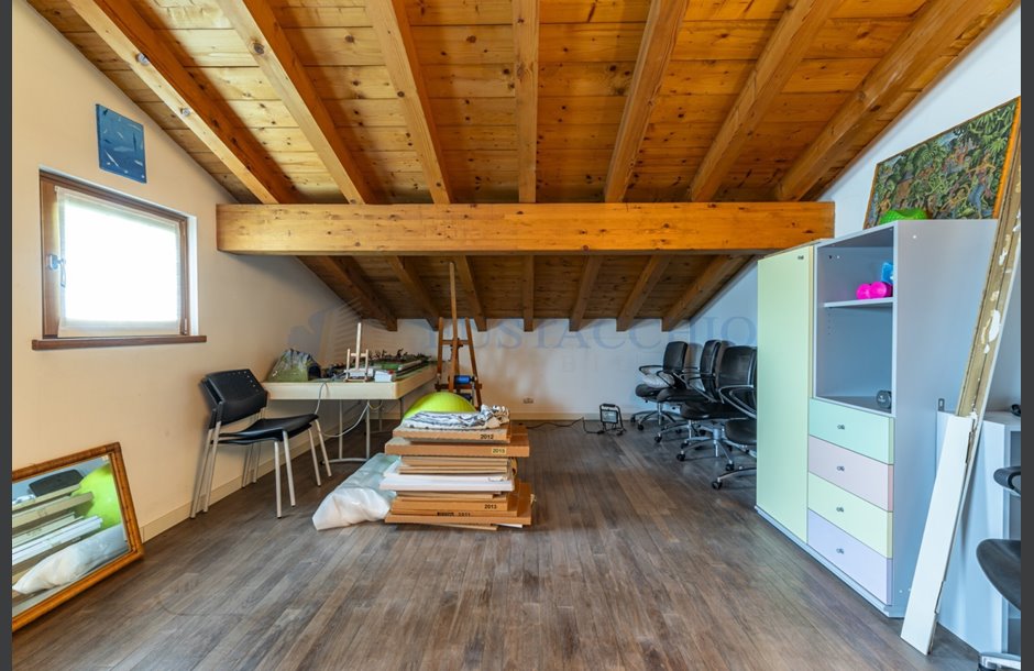 Vendita villa con box quadruplo Brembate di Sopra - 849.000 € _JCI2853_tn