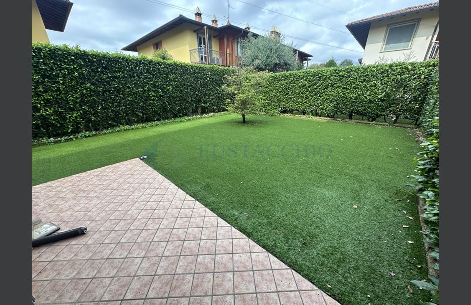 Vendita bilocale con box doppio Curno - 300.000 € IMG_6892_tn