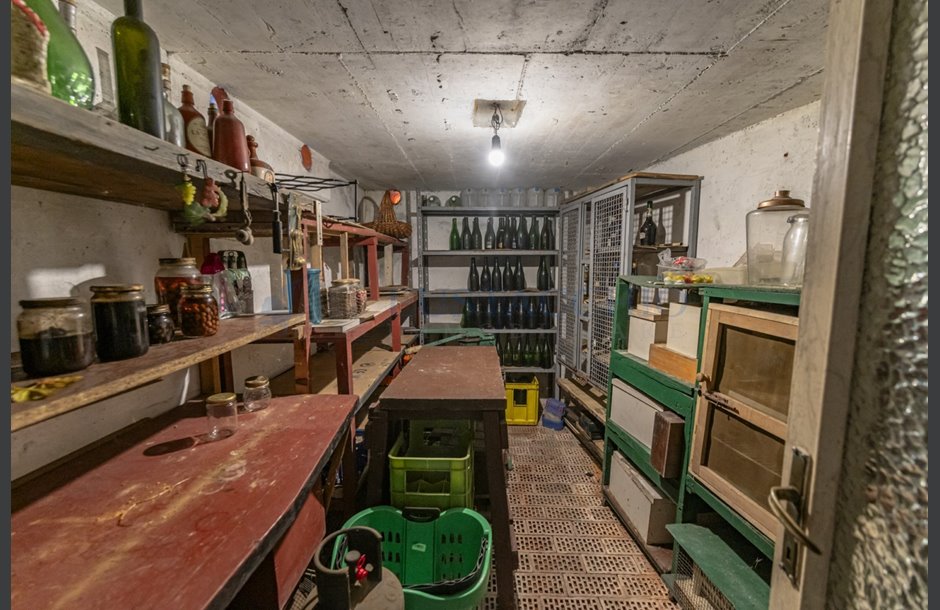 Vendita palazzina con box doppio da ristrutturare Lovere - 350.000 € _JCI5838_tn